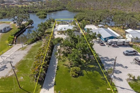 House in Englewood, Florida 3 bedrooms, 142.51 sq.m. № 1743681 - photo 2