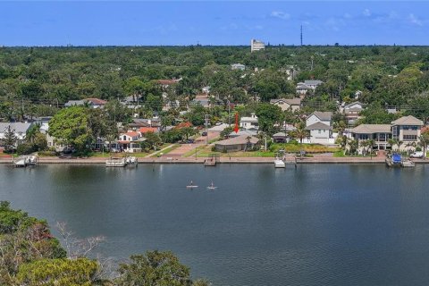 Villa ou maison à vendre à Saint Petersburg, Floride: 2 chambres, 176.89 m2 № 1797462 - photo 12