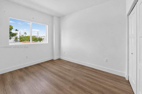 Appartement à louer à Miami, Floride: 2 chambres № 2384904 - photo 7
