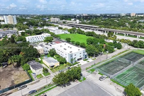 Appartement à louer à Miami, Floride: 2 chambres № 2384904 - photo 12