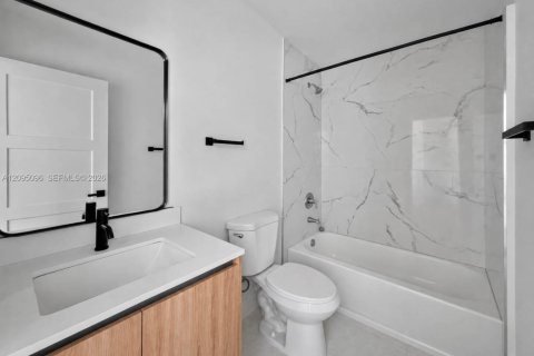 Appartement à louer à Miami, Floride: 2 chambres № 2384904 - photo 8