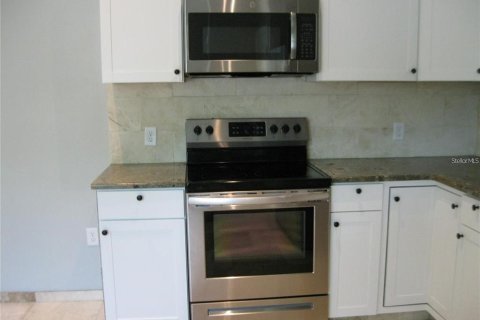Villa ou maison à louer à Sarasota, Floride: 1 chambre, 55.74 m2 № 2092972 - photo 3