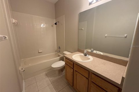 House in Wesley Chapel, Florida 3 bedrooms, 150.69 sq.m. № 2238466 - photo 21
