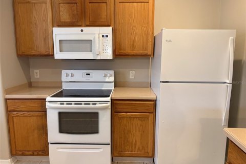 House in Wesley Chapel, Florida 3 bedrooms, 150.69 sq.m. № 2238466 - photo 5