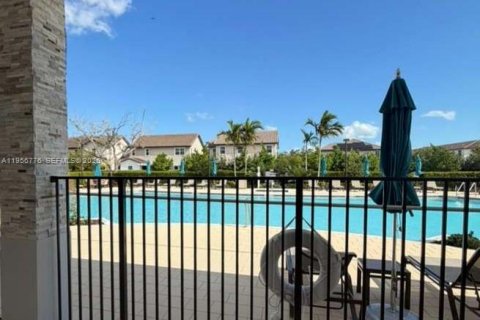 Adosado en venta en Homestead, Florida, 3 dormitorios, 123.37 m2 № 2025221 - foto 27
