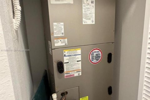 Adosado en venta en Homestead, Florida, 3 dormitorios, 123.37 m2 № 2025221 - foto 19