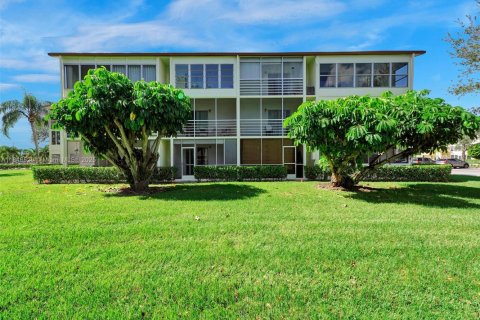 Condo in Boca Raton, Florida, 1 bedroom  № 1852049 - photo 24