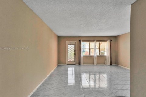 Condo in Boca Raton, Florida, 1 bedroom  № 1852049 - photo 17