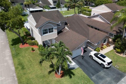 Townhouse in Deerfield Beach, Florida 2 bedrooms, 156.08 sq.m. № 1866524 - photo 18
