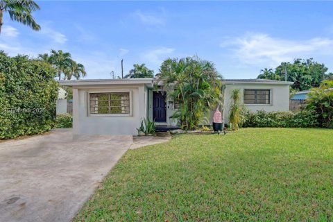 Villa ou maison à Hollywood, Floride 3 chambres, 133.41 m2 № 2008475