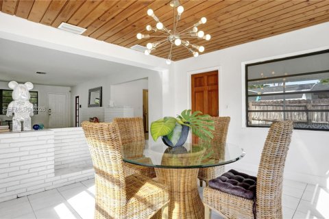 Villa ou maison à vendre à Hollywood, Floride: 3 chambres, 133.41 m2 № 2008475 - photo 24