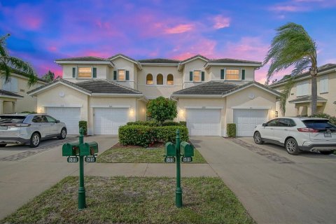 Condo à St. Lucie, Floride, 2 chambres  № 2286012