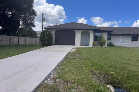 Apartment in Englewood, Florida 2 bedrooms, 76.92 sq.m. № 2396257 - photo 2