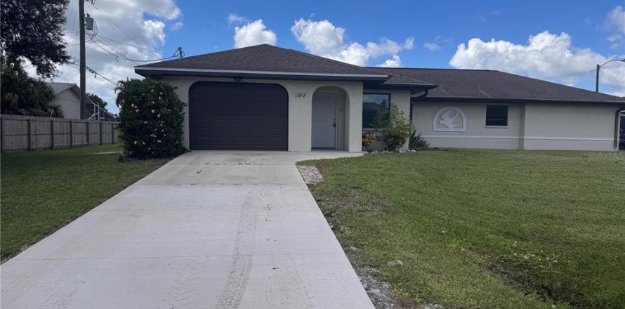 Apartment in Englewood, Florida 2 bedrooms, 76.92 sq.m. № 2396257
