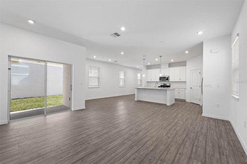 Купить виллу или дом в Дебари, Флорида 13 комнат, 204.2м2, № 1761426 - фото 25