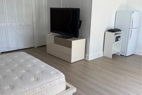 Купить коммерческую недвижимость в Форт-Лодердейл, Флорида 244.24м2, № 1816402 - фото 25