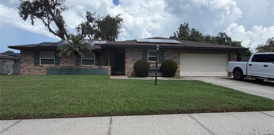 Villa ou maison à Seffner, Floride 4 chambres, 197.42 m2 № 2398492