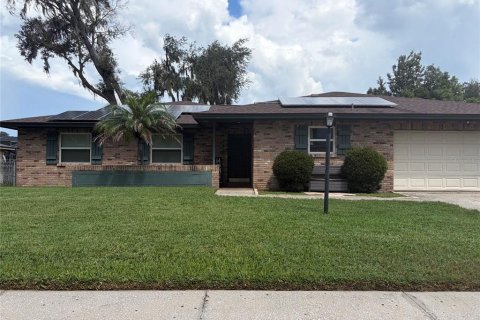 Villa ou maison à vendre à Seffner, Floride: 4 chambres, 197.42 m2 № 2398492 - photo 4