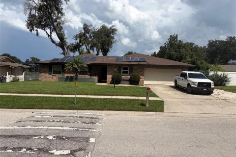 Villa ou maison à vendre à Seffner, Floride: 4 chambres, 197.42 m2 № 2398492 - photo 2