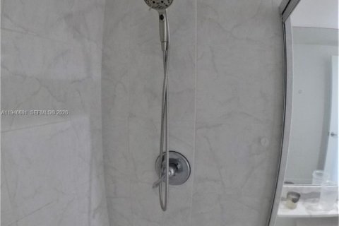 Copropriété à vendre à Aventura, Floride: 3 chambres, 123.47 m2 № 2168647 - photo 23