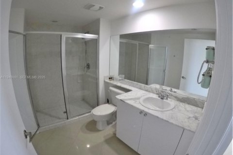 Copropriété à vendre à Aventura, Floride: 3 chambres, 123.47 m2 № 2168647 - photo 19