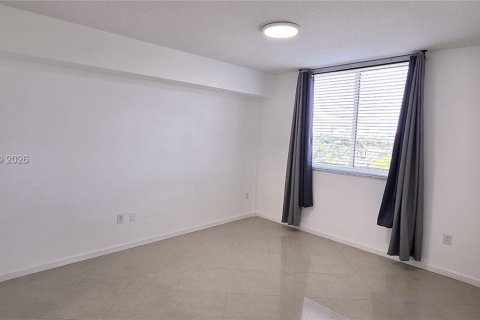 Copropriété à vendre à Aventura, Floride: 3 chambres, 123.47 m2 № 2168647 - photo 16