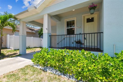Casa en alquiler en Tampa, Florida, 3 dormitorios, 148.74 m2 № 1899678 - foto 4