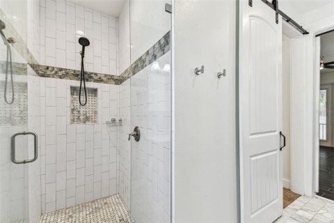 Casa en alquiler en Tampa, Florida, 3 dormitorios, 148.74 m2 № 1899678 - foto 17