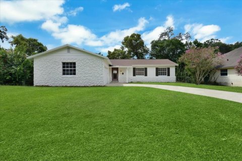 Villa ou maison à vendre à Maitland, Floride: 3 chambres, 130.43 m2 № 1916952 - photo 1