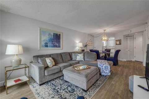 Condominio en venta en New Smyrna Beach, Florida, 1 dormitorio, 71.35 m2 № 2098951 - foto 10