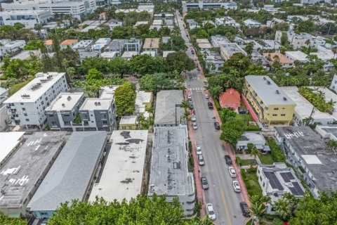 Condo in Miami Beach, Florida, 1 bedroom  № 2013873 - photo 28