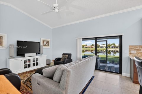 House in Boca Raton, Florida 3 bedrooms, 201.97 sq.m. № 2003363 - photo 27