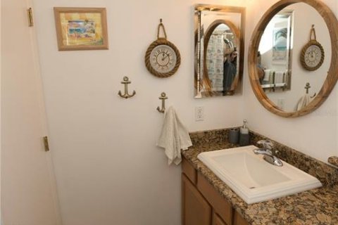 House in Sarasota, Florida 2 bedrooms, 86.21 sq.m. № 1579071 - photo 18