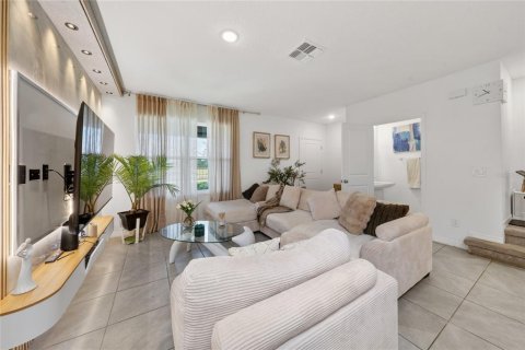 Adosado en venta en Winter Garden, Florida, 3 dormitorios, 142.7 m2 № 2139866 - foto 5