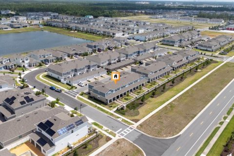 Adosado en venta en Winter Garden, Florida, 3 dormitorios, 142.7 m2 № 2139866 - foto 29