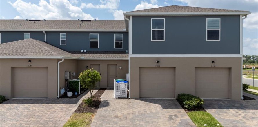 Adosado en Winter Garden, Florida 3 dormitorios, 142.7 m2 № 2139866