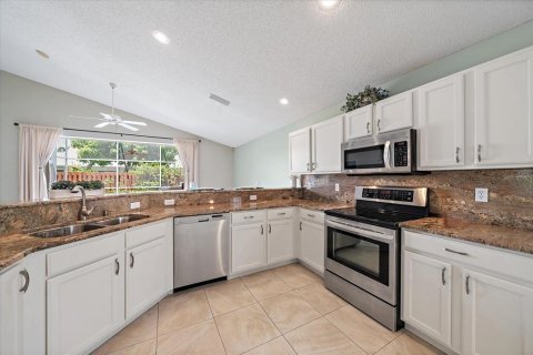 Casa en venta en Sarasota, Florida, 3 dormitorios, 153.94 m2 № 1808597 - foto 15
