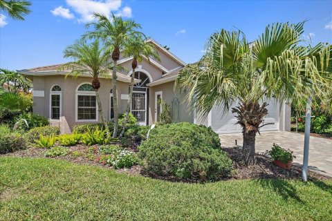 Casa en venta en Sarasota, Florida, 3 dormitorios, 153.94 m2 № 1808597 - foto 2