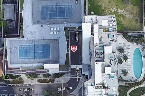 Снять в аренду кондоминиум в Майами, Флорида 3 спальни, 129.6м2, № 2052054 - фото 24