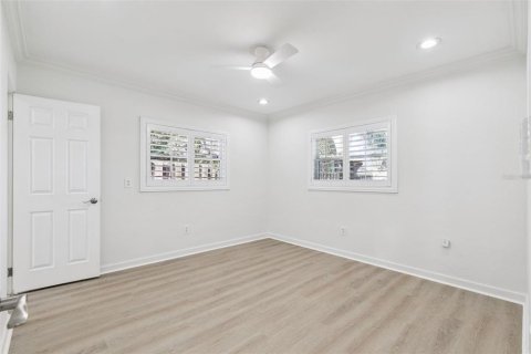 Casa en venta en Orlando, Florida, 3 dormitorios, 155.61 m2 № 2151526 - foto 11