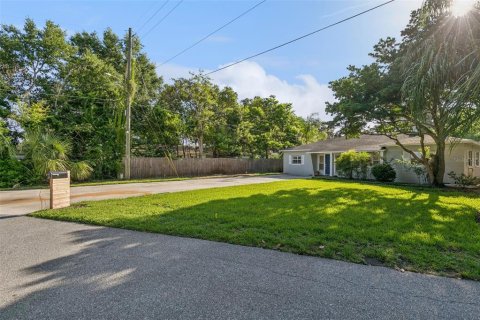 Casa en venta en Orlando, Florida, 3 dormitorios, 155.61 m2 № 2151526 - foto 3