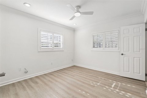 Casa en venta en Orlando, Florida, 3 dormitorios, 155.61 m2 № 2151526 - foto 14