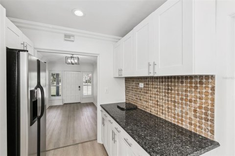 Casa en venta en Orlando, Florida, 3 dormitorios, 155.61 m2 № 2151526 - foto 10