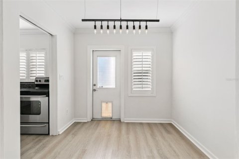 Casa en venta en Orlando, Florida, 3 dormitorios, 155.61 m2 № 2151526 - foto 8