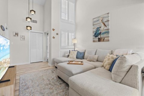 Condo in Sarasota, Florida, 2 bedrooms  № 2096243 - photo 4