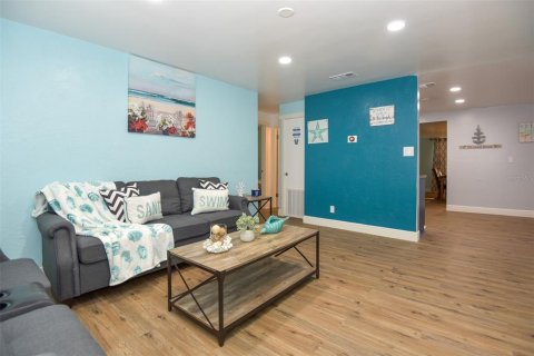 Casa en venta en Daytona Beach, Florida, 2 dormitorios, 124.49 m2 № 1591995 - foto 5