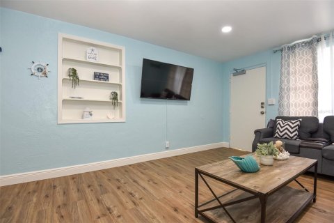 Casa en venta en Daytona Beach, Florida, 2 dormitorios, 124.49 m2 № 1591995 - foto 9