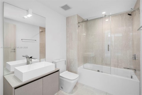 Купить кондоминиум в Майами, Флорида 2 спальни, 114.83м2, № 2054726 - фото 15