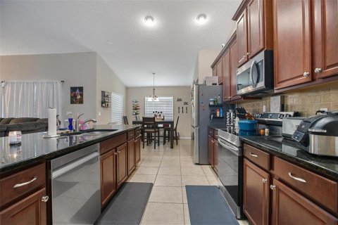 House in Palm Coast, Florida 4 bedrooms, 205.13 sq.m. № 1856548 - photo 6