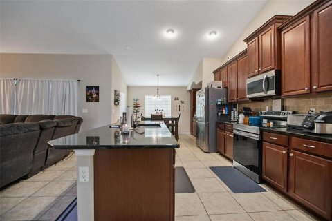 House in Palm Coast, Florida 4 bedrooms, 205.13 sq.m. № 1856548 - photo 5